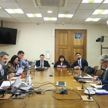 Comision-investigadora.jpg Investigadora de autopistas recibió al Panel Técnico de Concesiones