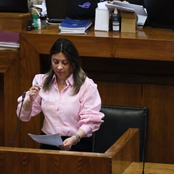 Diputada-Alejandra-Valdebenito.jpg Vuelve a comisión proyecto sobre información y educación en materia de infertilidad