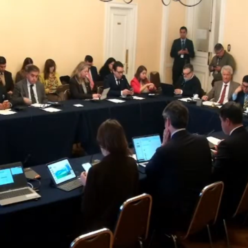 Jornada-laboral-Com-trabajo-Septiembre-2026.png Analizan proyecto que adapta la jornada laboral