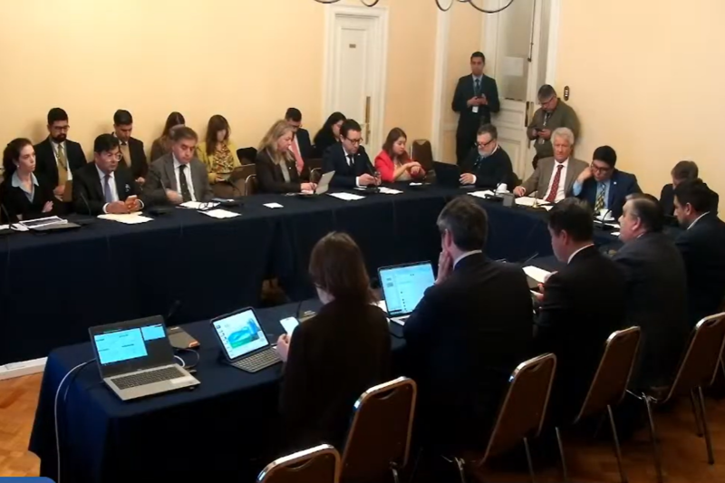 Jornada-laboral-Com-trabajo-Septiembre-2026.png Analizan proyecto que adapta la jornada laboral