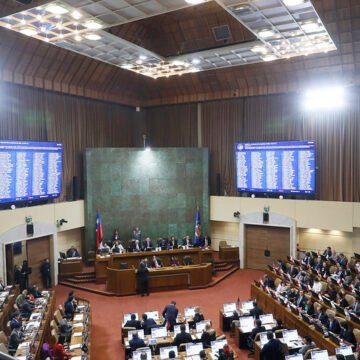 Sala.jpg Cámara aprobó medidas para prevenir caídas desde edificios