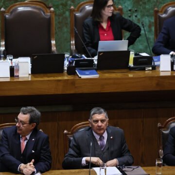 Testera-y-ministros.jpg Cámara aprobó nueva prórroga del estado de excepción en la macrozona sur